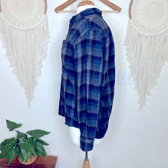 Weatherproof medium weight blue plaid flannel men’s shirt medium - Picture 3 of 7